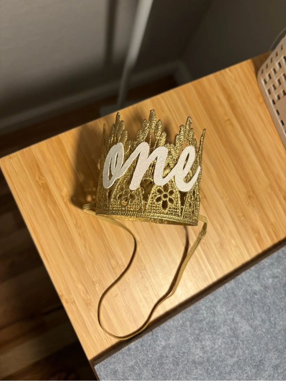 “One” Gold Lace Decorative Crown Headpiece